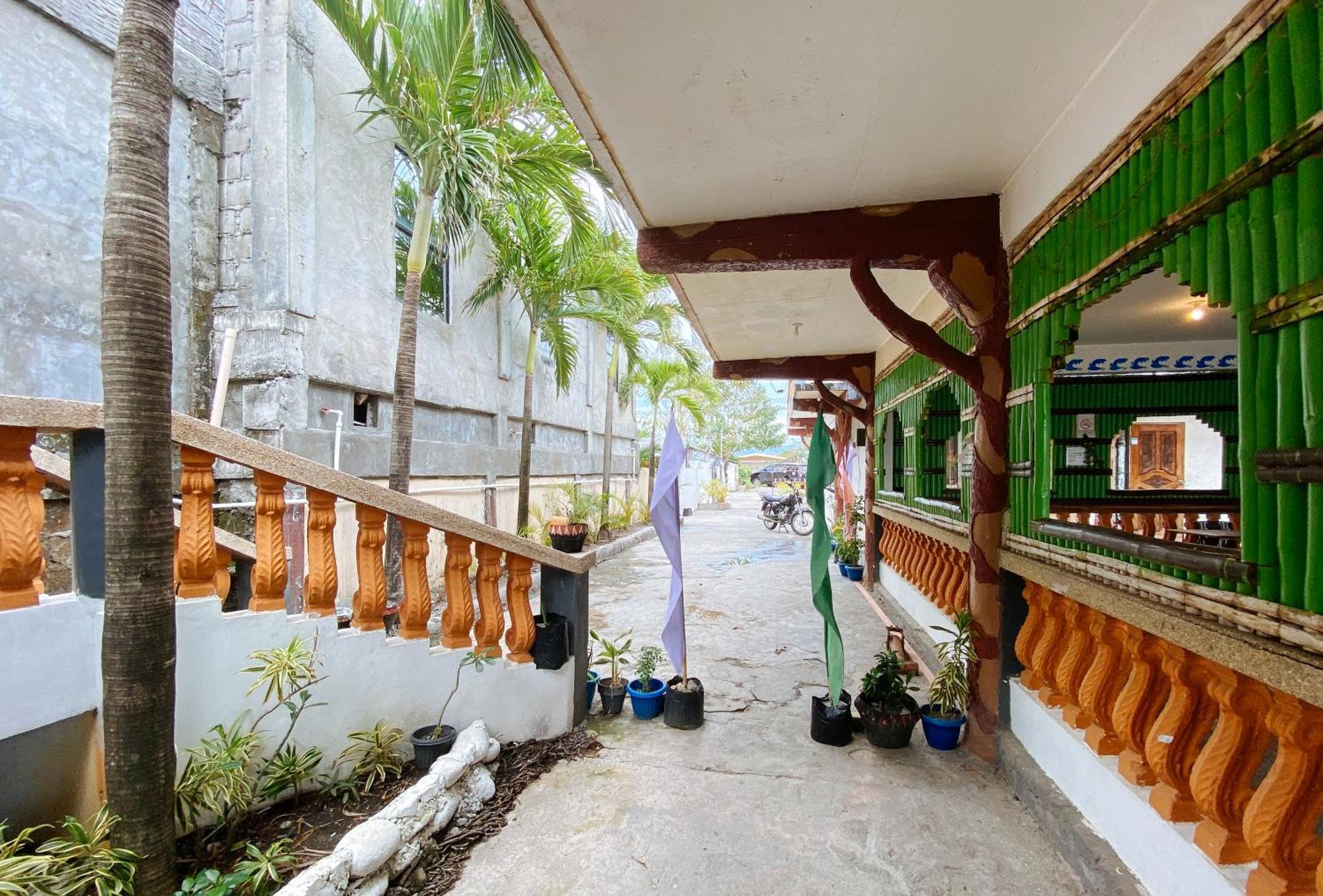 White Castle Beach Resort Iba Zambales Botolan Kültér fotó